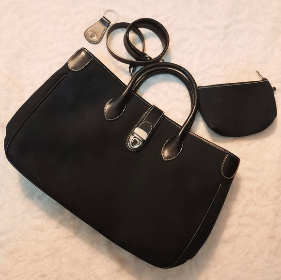 Dooney & Bourke Bag